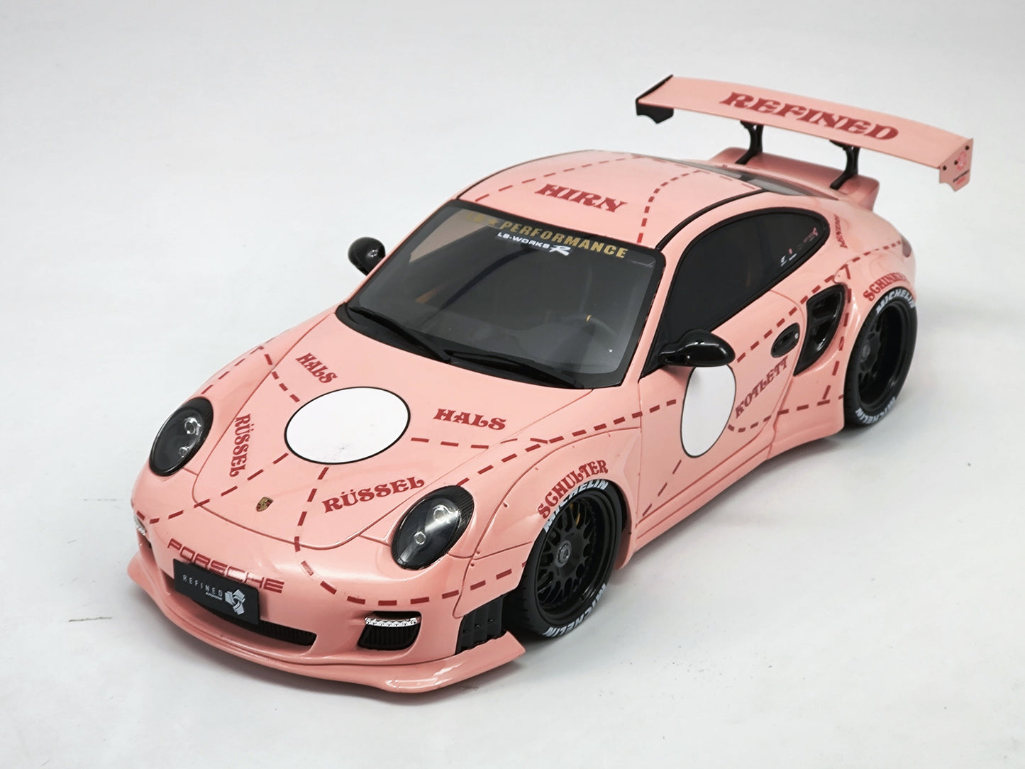 GT SPIRIT 1/18 Porsche 997 LBWK Pink Pig Modified Car Model