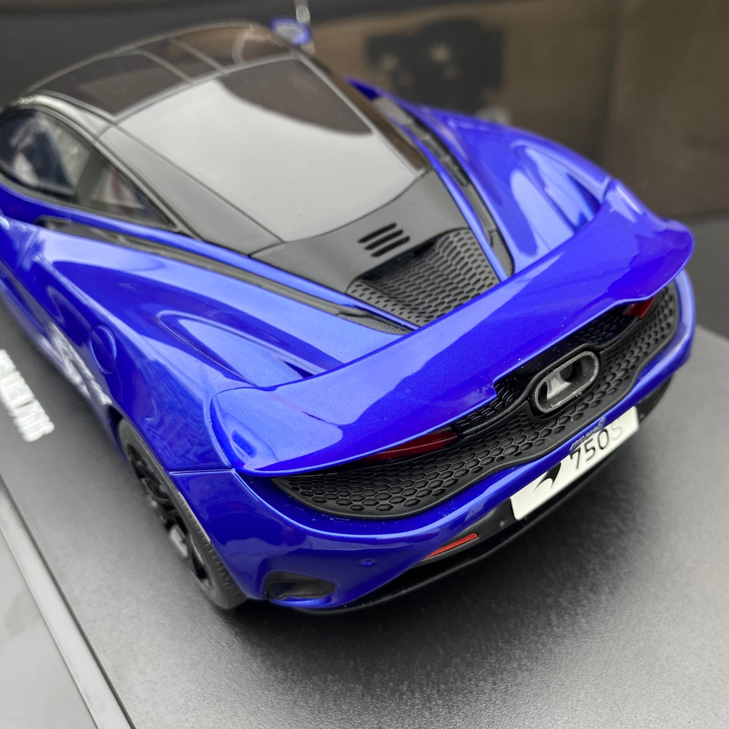 GT Spirit 1/18 McLaren 750S Coupe Blue Supercar Limited Edition Car Model Ornament