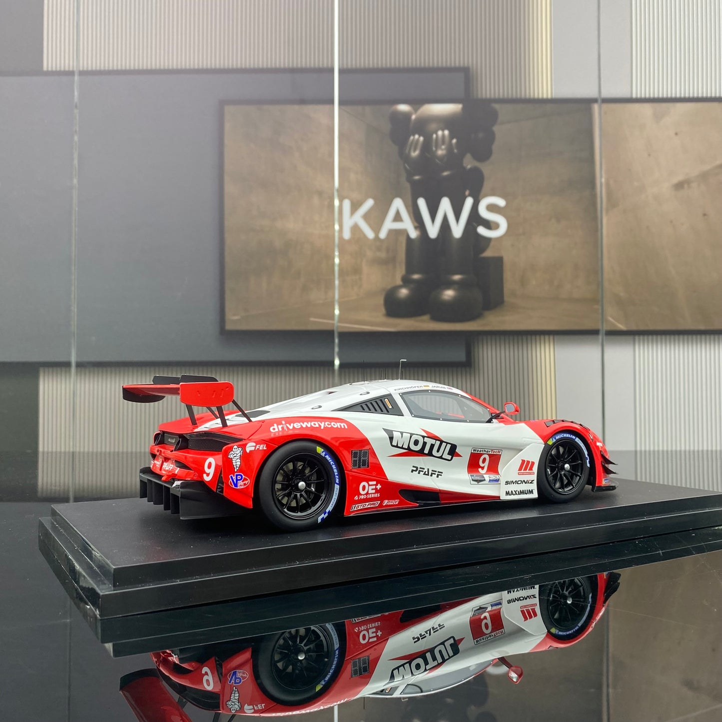 Topspeed 1/18 McLaren 720GT3 EVO #9 simulation car model collection ornaments