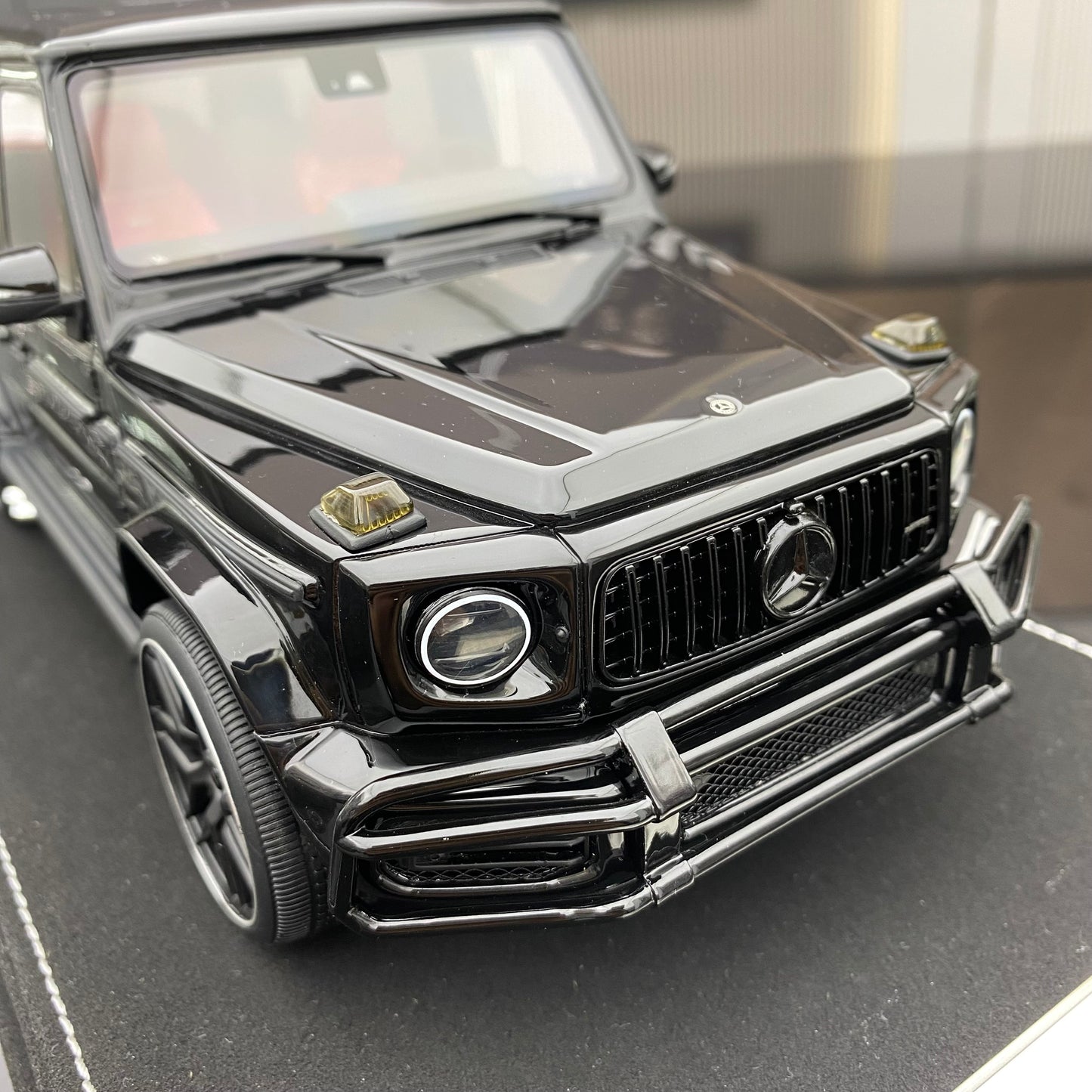 VEHICLE Art 1/18 Mercedes-Benz G63 black simulation car model ornament