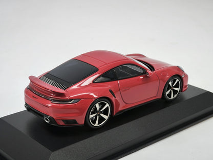MINICHAMPS 1/43 Porsche 911 turbos alloy car model