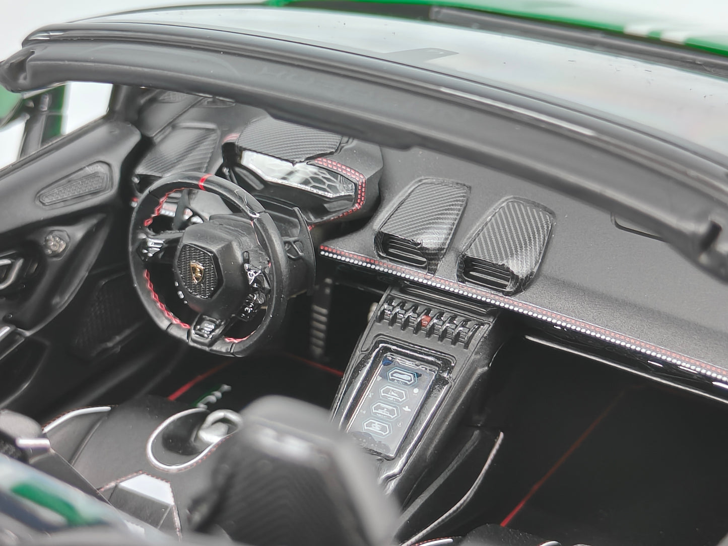MR 1/18 Lamborghini Huracan EVO 60th Anniversary Edition Viper Green Limited Edition Car Model LAMBO037SB