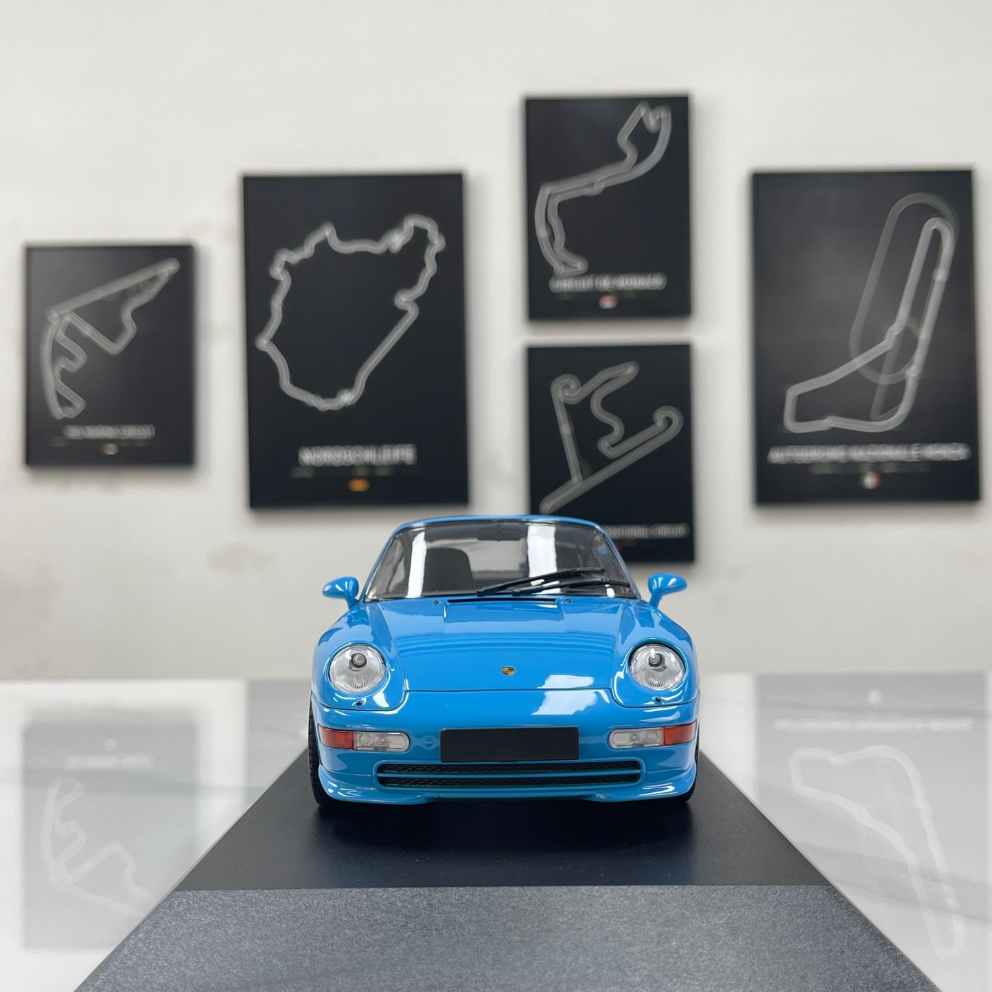 MINICHAMPS 1/18 Porsche 911 RS (993) - 1994 Blue 155061121
