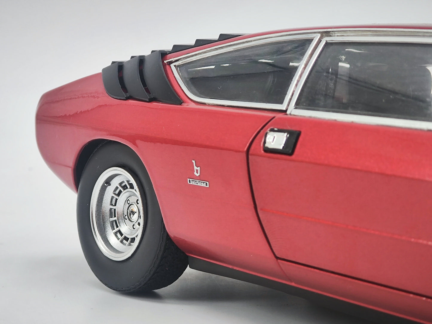 Kyosho 1/18 Lamborghini URRACO RALLY Alloy Car Model