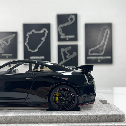 MOTORHELIX 1/18 Nissan GT-R NISMO (R35) Special Edition 2022 – Meteor Flake Black (MH379)