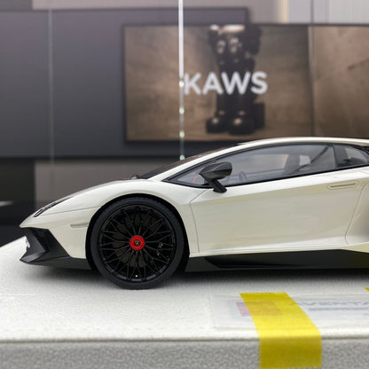 MAKE UP 1/18 Lamborghini Aventador LP750-4 SV limited edition car model