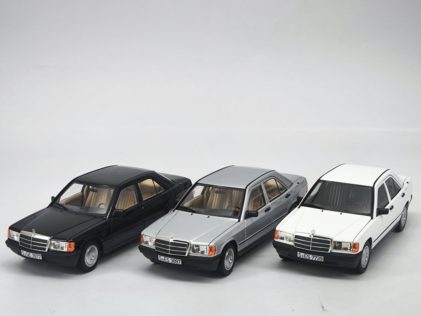NOREV 1/18 Mercedes Benz 190E alloy simulation model car