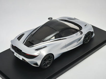 Topspeed 1/18 McLaren 720s Silver Resin Model TS0546