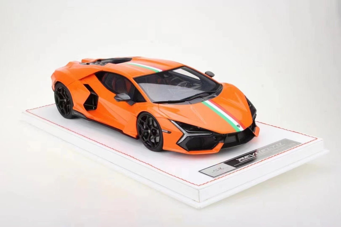 IVY MODEL 1/18 Lamborghini Revuelto limited edition car model ornament