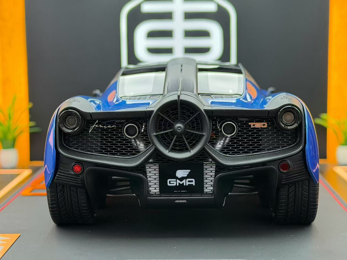 MEKO MODEL 1/18 GMA T50 Lake Blue