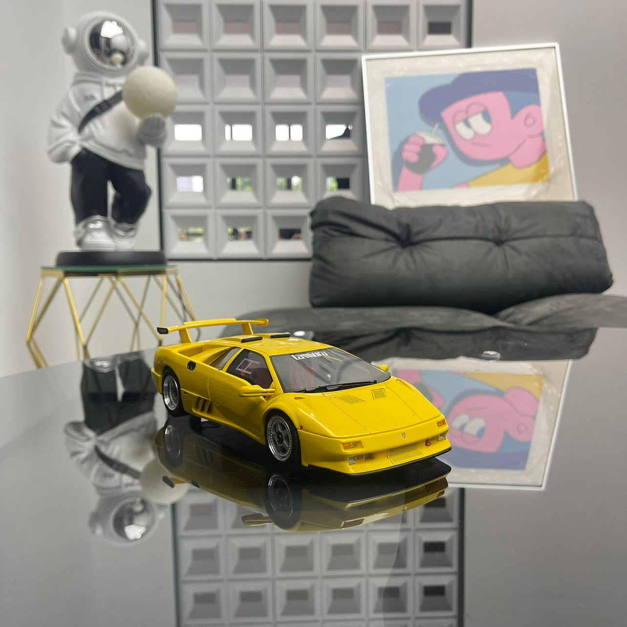 GT Spirit 1/18 Lamborghini Diablo Jota Corsa yellow sports car resin car model