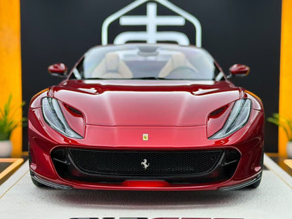MR 1:18 Ferrari 812 GTS Metallic Red Christmas Special Edition 08/16 DDJ051