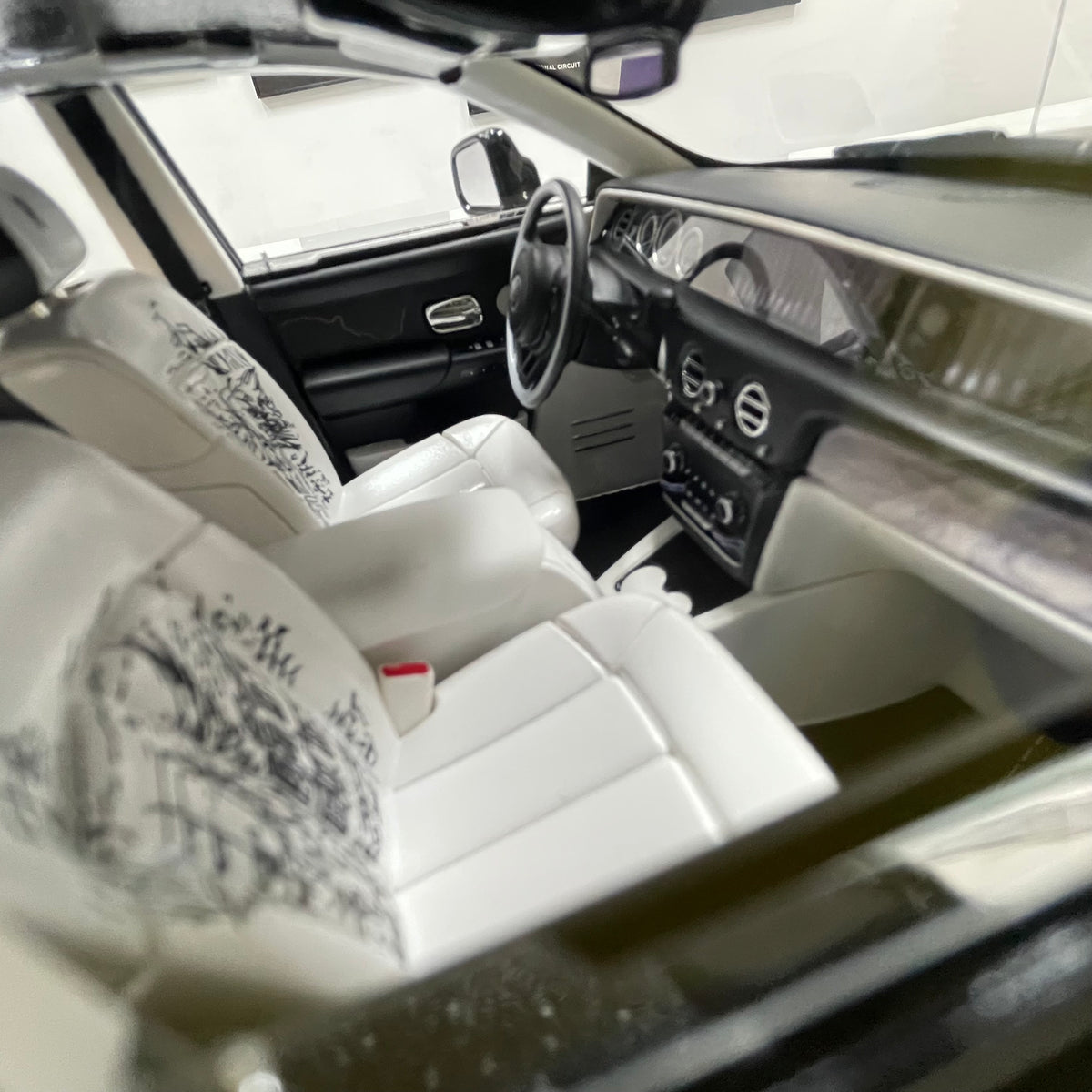 HH Model 1/18 Rolls-Royce Phantom Centenary Collection Edition HH738