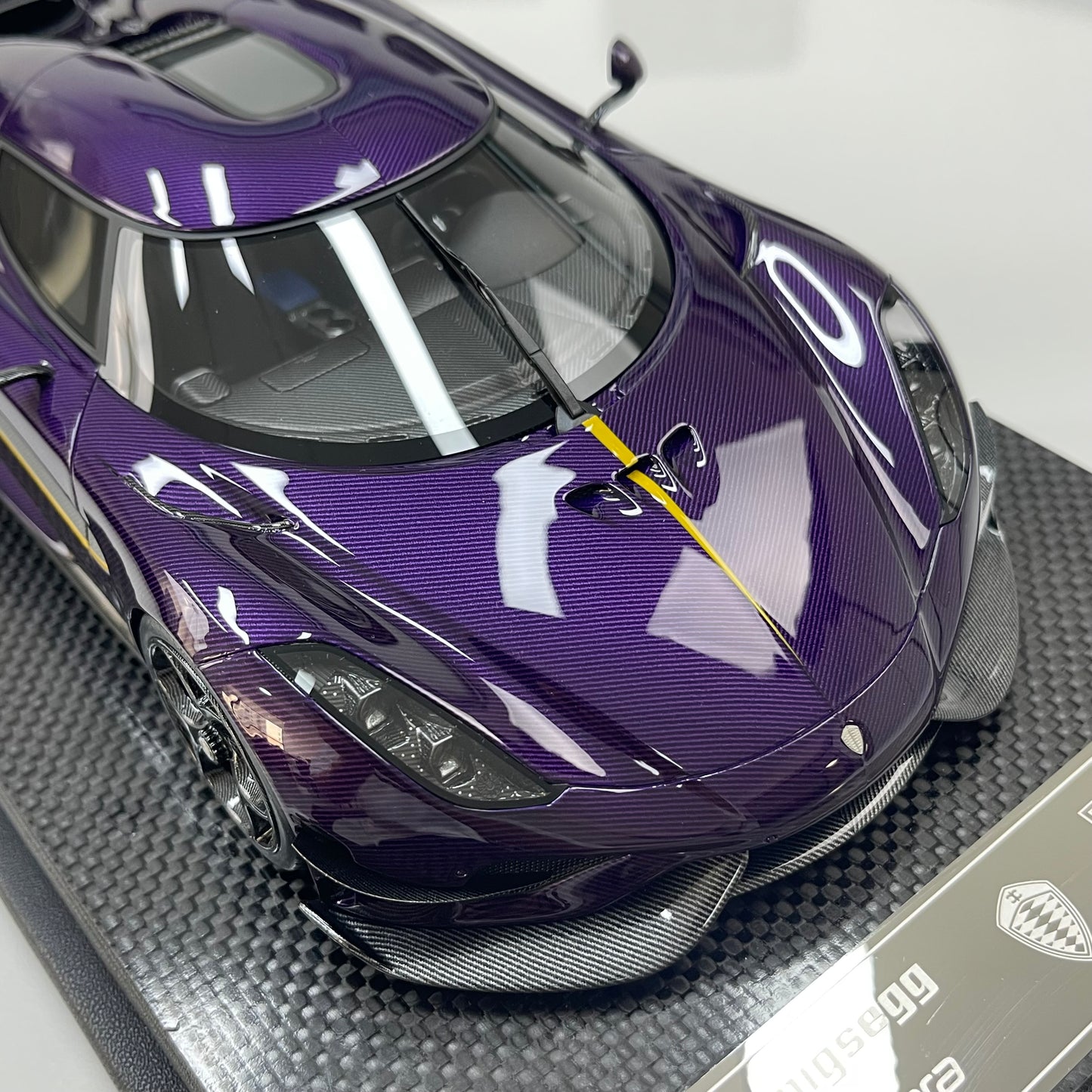 FRONTIART 1/18 Koenigsegg Regera Carbon Purple Limited Edition Model Car