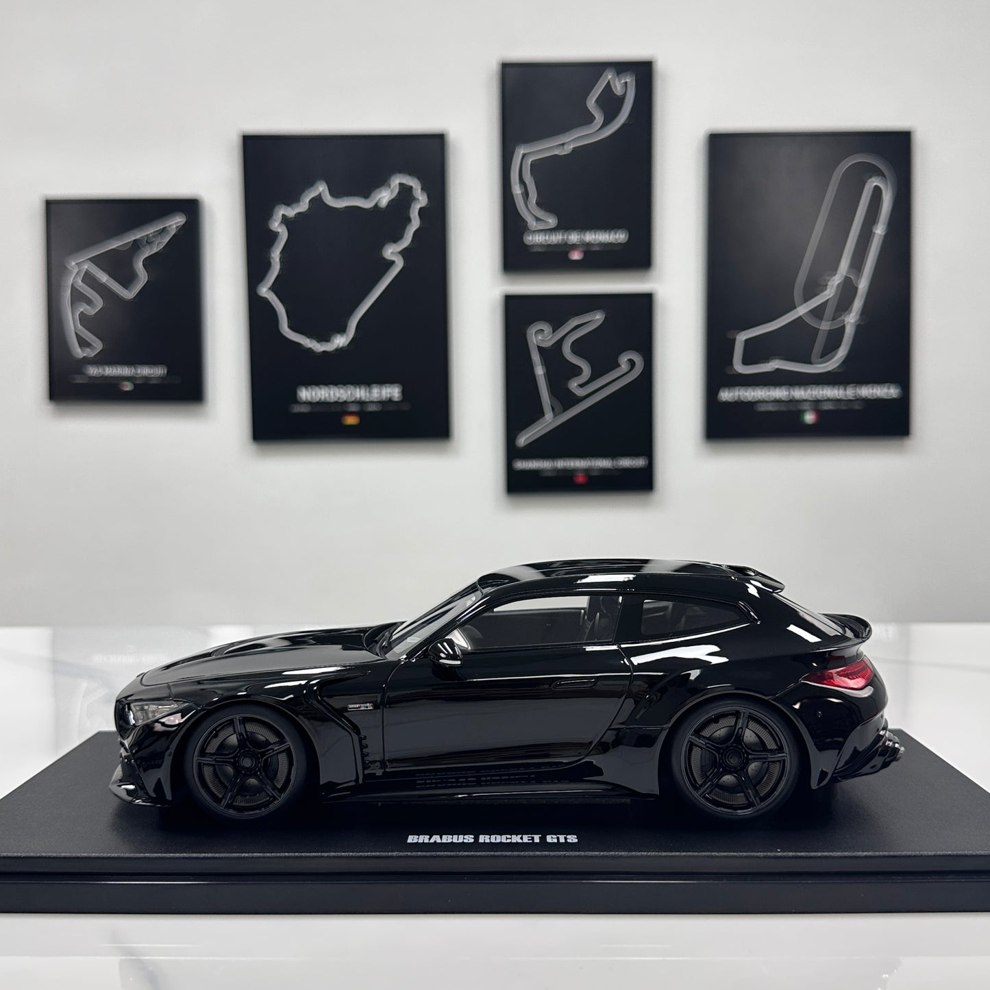 GT Spirit 1/18 Brabus Rockt GTS Black GT544