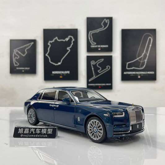 ZP 1/18 Rolls-Royce Phantom VIII (Gold Badge / Leather Suitcase Edition) – Pikes Peak Blue (ZP118)