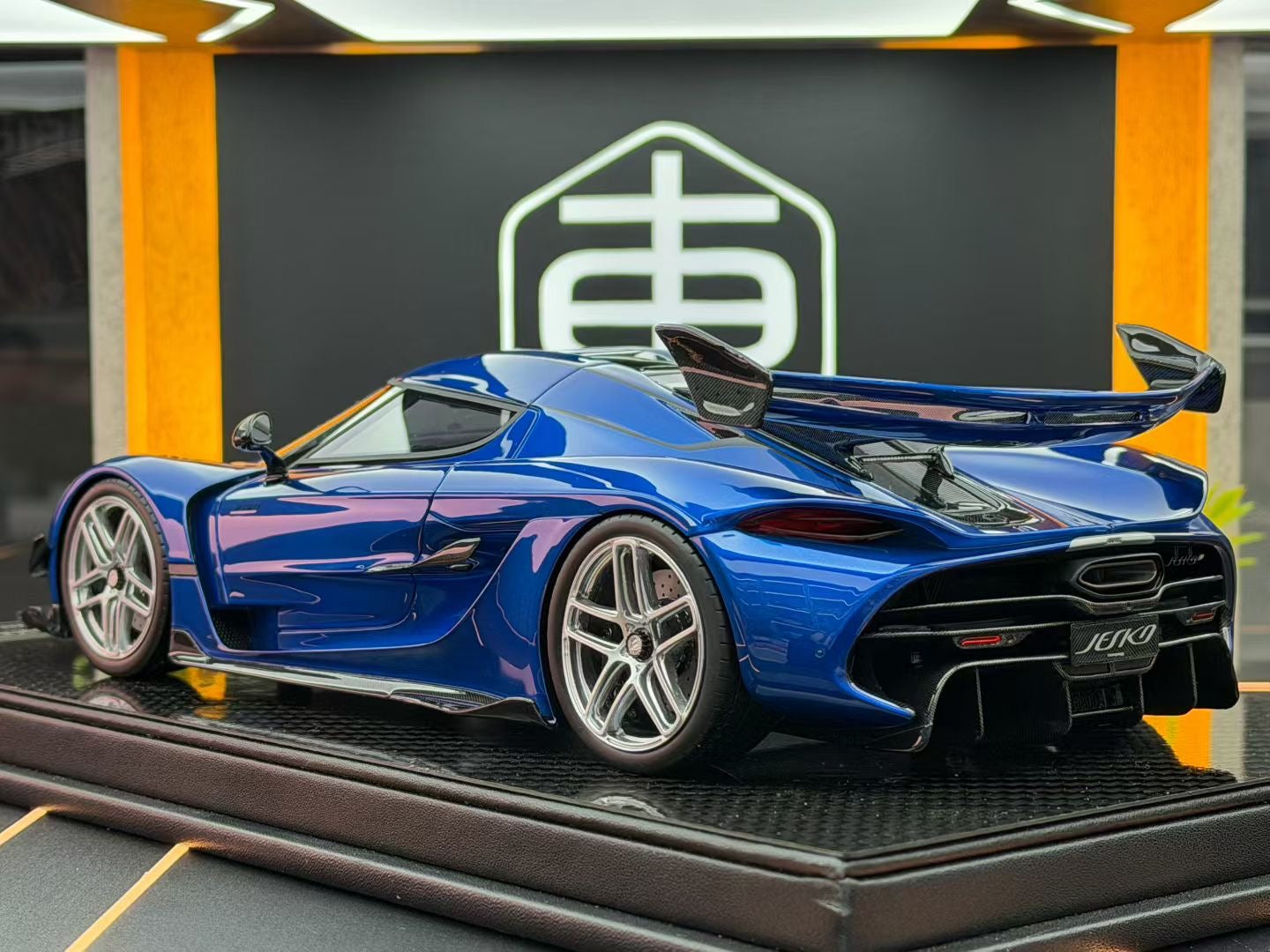 FA 1:18 Koenigsegg Jesko Metallic Blue 300/300 DDJ035