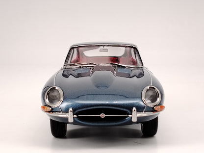Kyosho 1/18 Jaguar E TYPE alloy simulation model car birthday gift ornaments