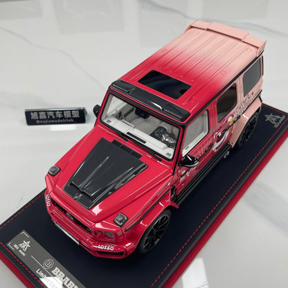 BBA Model 1/18 Brabus G800 "Lotso" (Strawberry Bear) BBA083