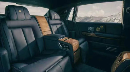 HH MODEL 1/18 Rolls-Royce Phantom 007 Commemorative Edition Goldfinger Simulation Car Model