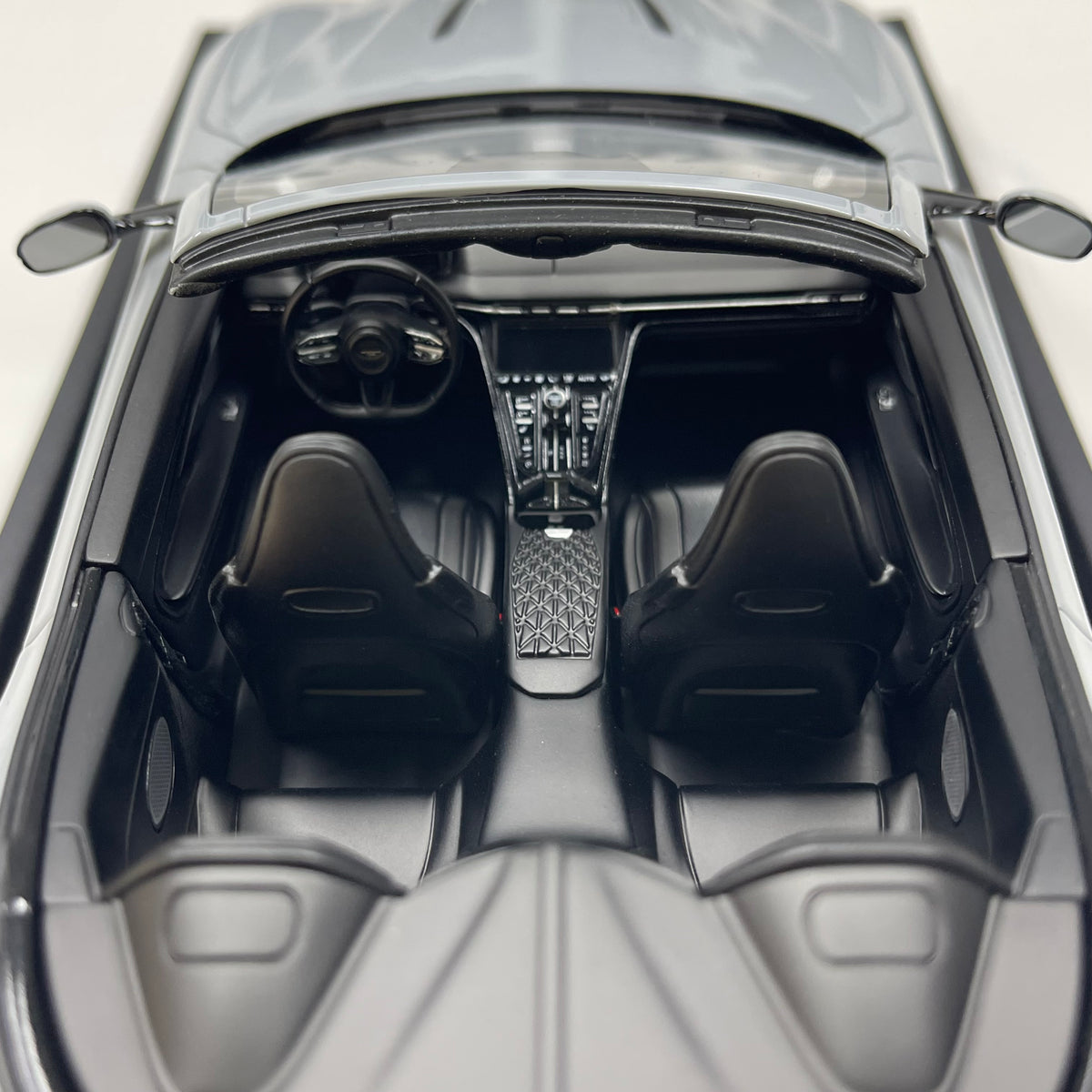 MOTORHELIX 1/18 Aston Martin DB12 Volante (Convertible) - Porcelain Grey (MH396)