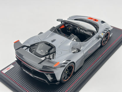 MR 1/18 Ferrari SF90 XX Stradale Nardò Gray Limited Edition Car Model FE042SE2