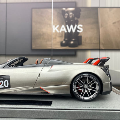 Adorno de coche de edición limitada Pagani Huaya BC #20 Silver Convertible a escala 1/18 de BBR