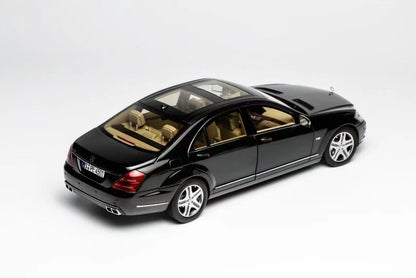 MOTORHELIX 1/18 Mercedes benz S600L AMG W221 alloy car model
