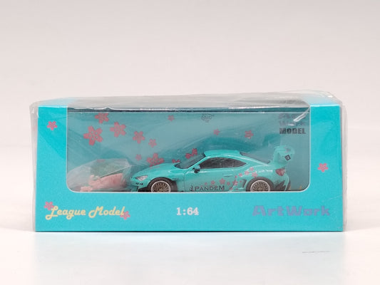 LM 1/64 Toyota 86 Rocket Bunny + Doll Blue Sakura Simulation Car Model LM001