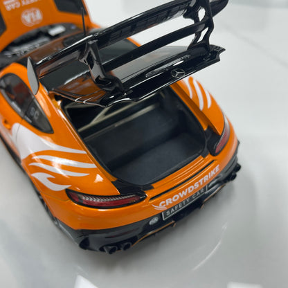 MINICHAMPS 1/18 Mercedes-AMG GT BLACK SERIES SILVERSTONE 2025 Safety Car Orange 110032092