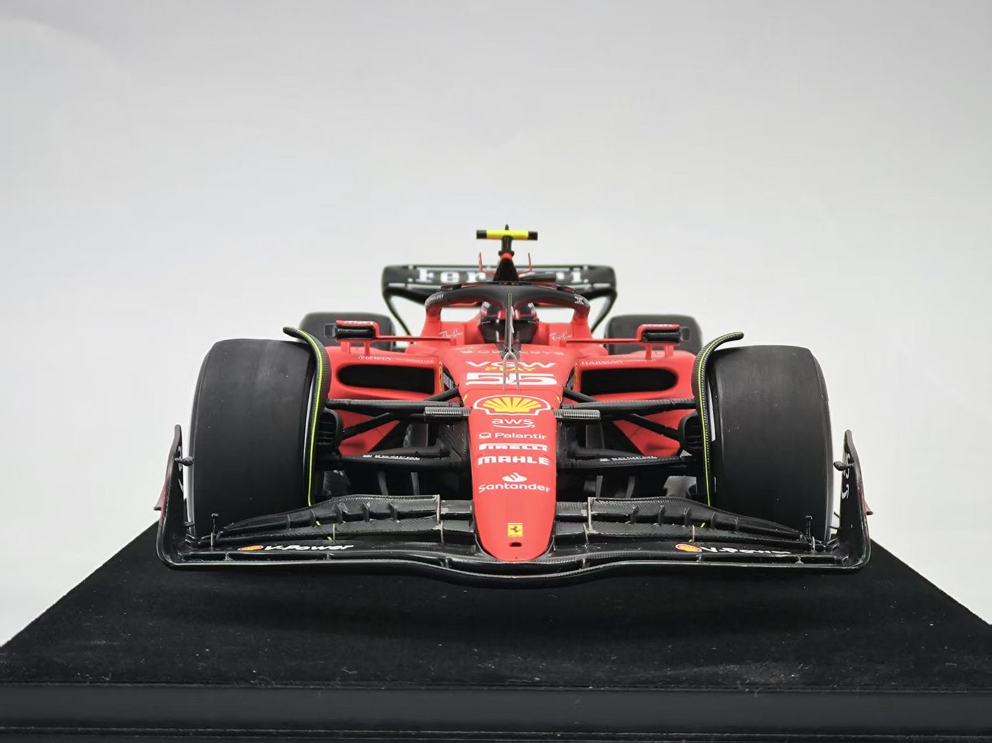Looksmart 1/18 Ferrari SF23 Singapore Grand Prix Resin Car Model