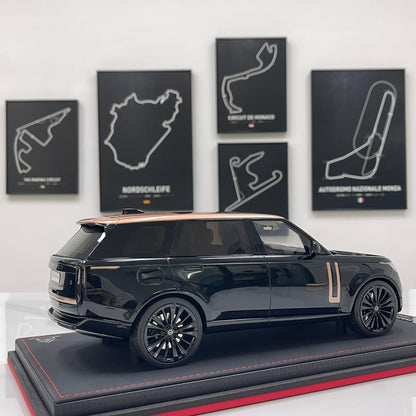 BBA MODEL 1:18 Land Rover Range Rover Autobiography — Black & Gold