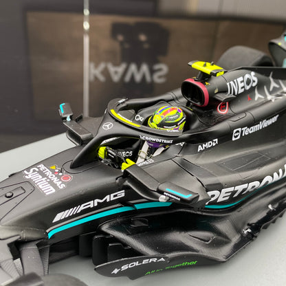SPARK 1/18 Mercedes-Benz AMG F1 Team W14 2023 British Grand Prix Hamilton Black and Green Paint 18S901