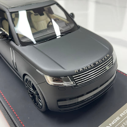 BBA Model 1:18 Land Rover Range Rover Autobiography — Matte Black
