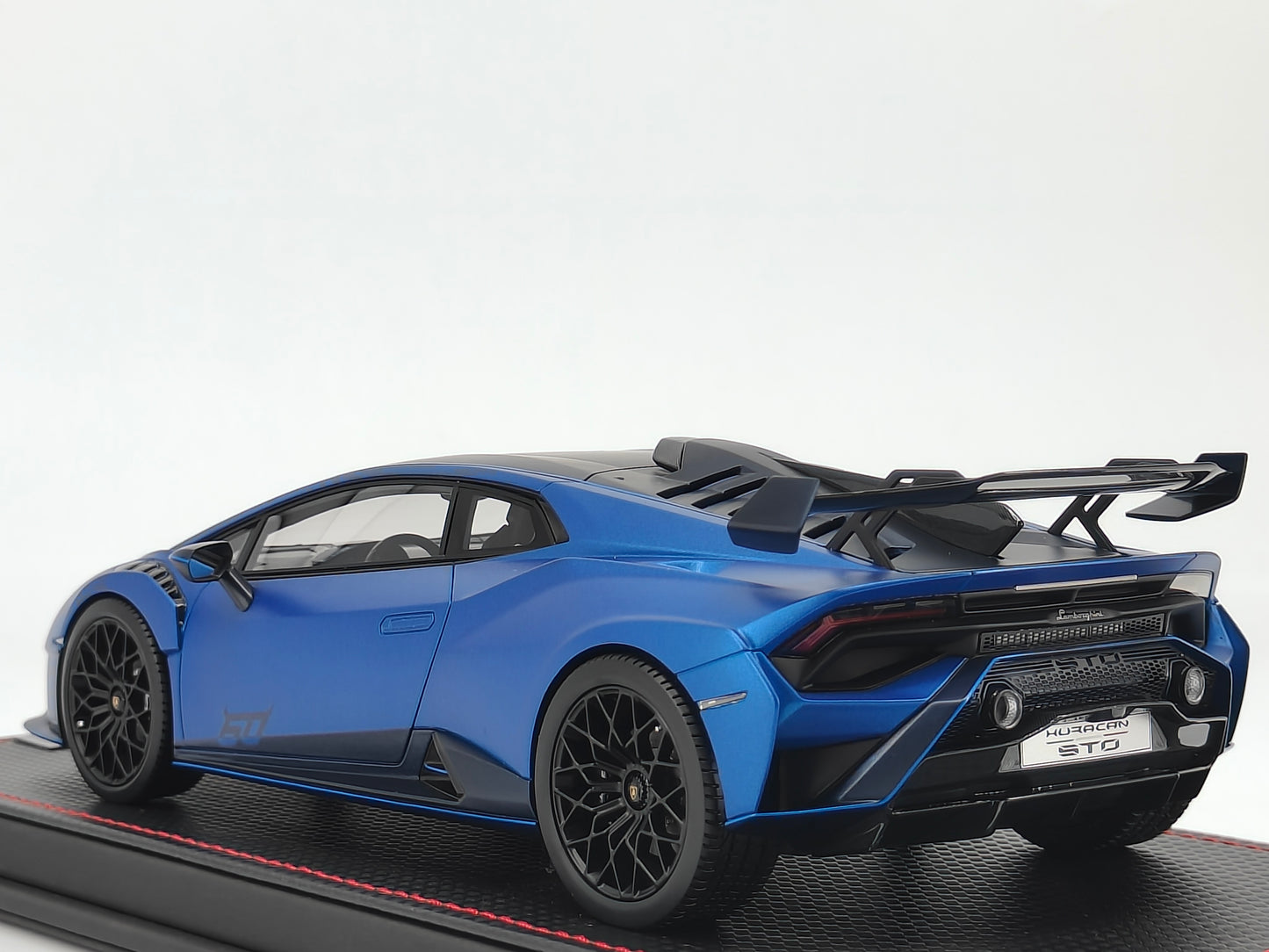MR 1/18 Lamborghini Huracan STO 60th Anniversary Edition Simulation Car Model Lambo044SA