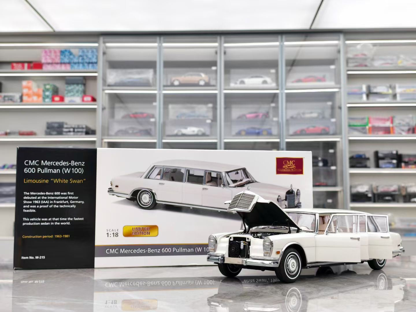 CMC 1/18 Mercedes-Benz Pullman 600 W100 White DDJ009