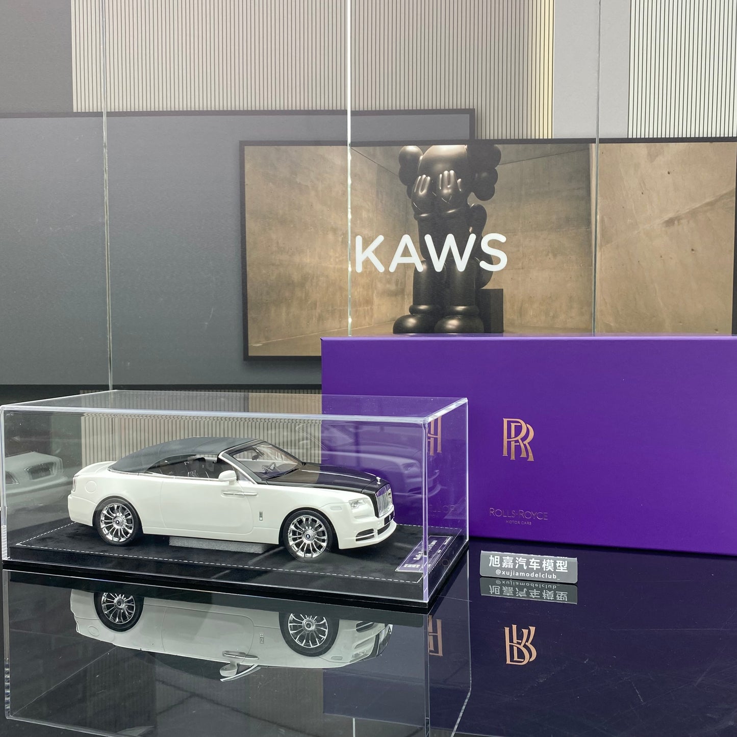 HH Model 1/18 Rolls-Royce Dawn Resin Simulation Car Model