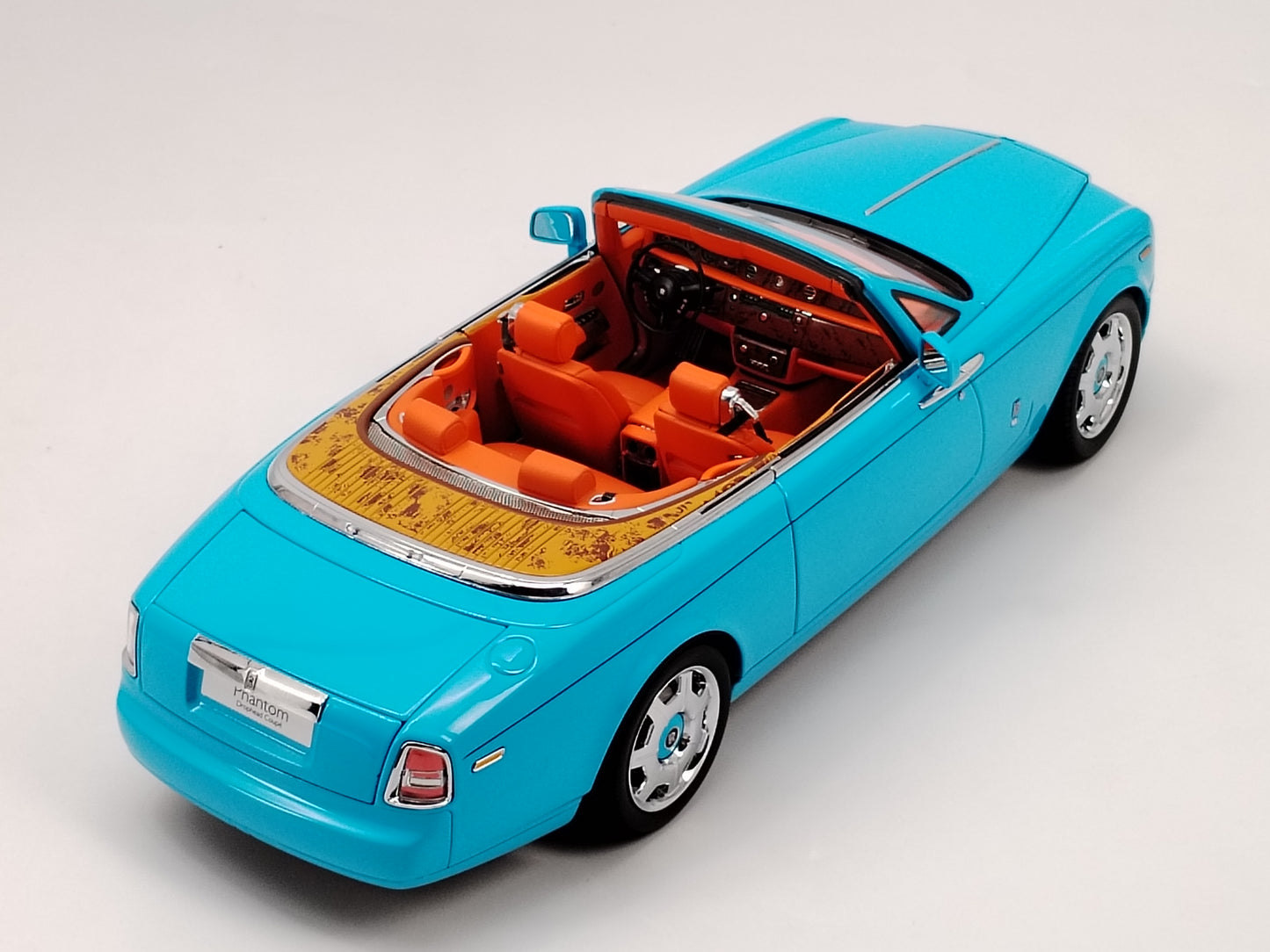 Kyosho 1/18 Rolls-Royce Phantom Drophead Coupe Light Blue Alloy Car Model