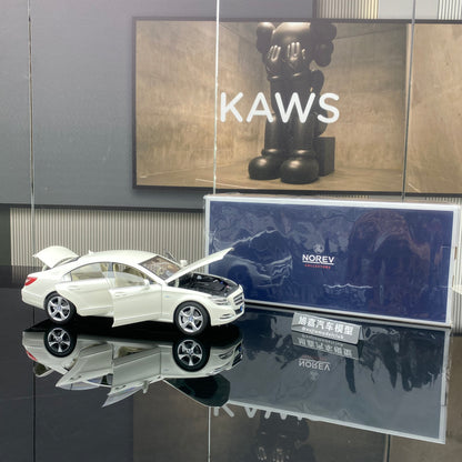 NOREV 1/18 Mercedes-Benz CLS Coupe 2011 Alloy Fully Open White Simulation Car Model Ornament