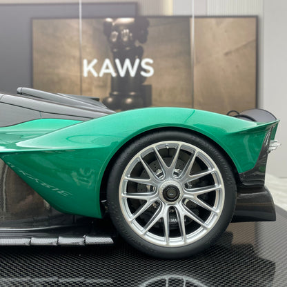 FRONTIART 1/8 Aston Martin Valkyire British Green FA Limited Edition Model