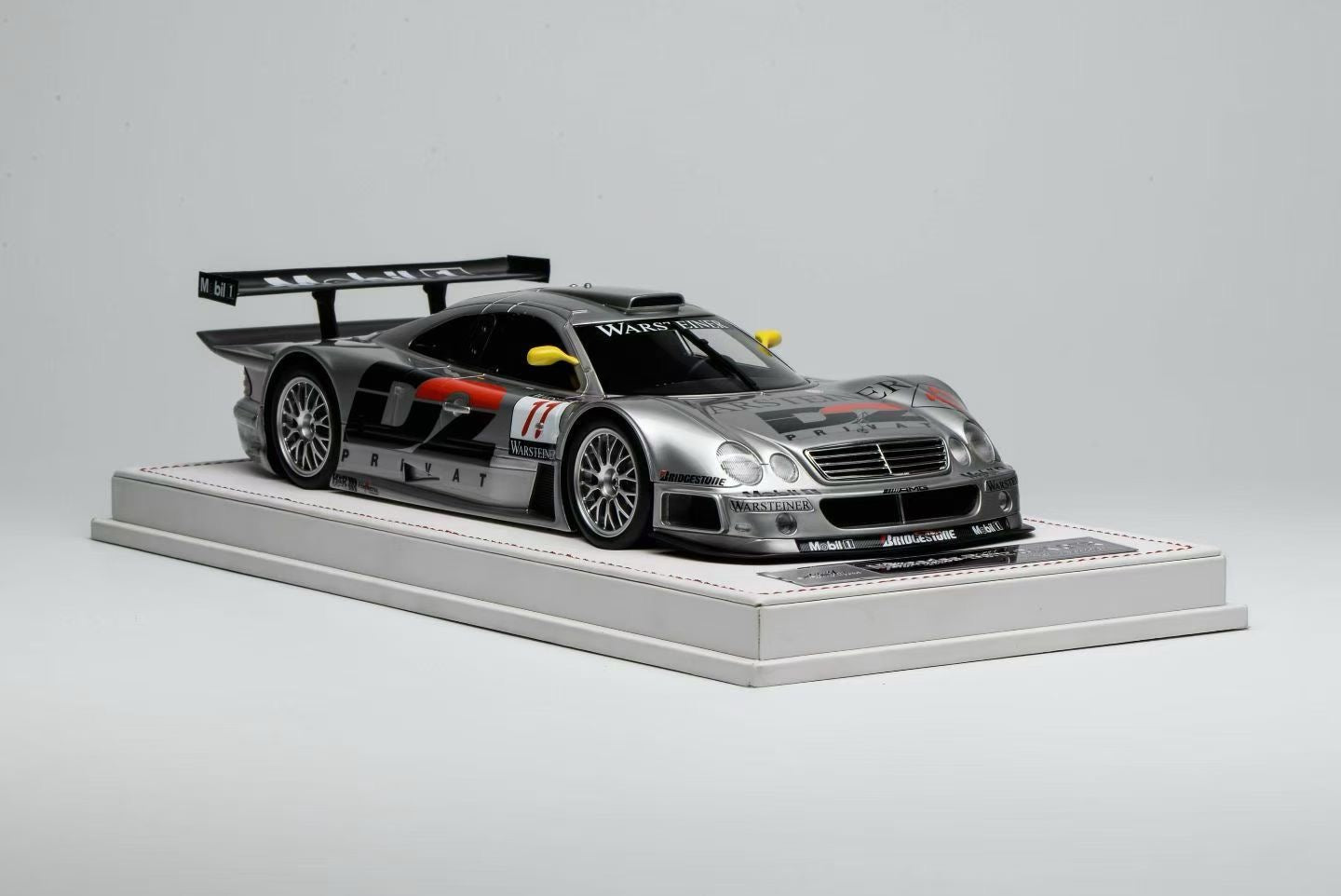 IVY 1/18 Mercedes-Benz CLK GTR 1997 racing car model figurine