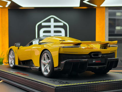 BBR 1:18 Ferrari F80 Giallo Modena 09/10 DDJ092