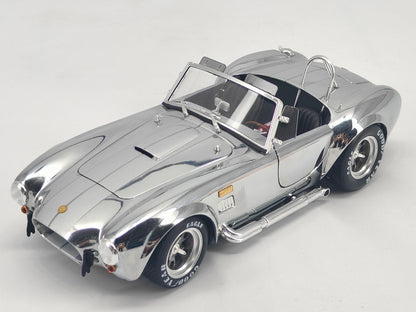 Kyosho 1/18 Ford Shellby Cobra 427 S/C Silver-plated Alloy Simulation Car Model