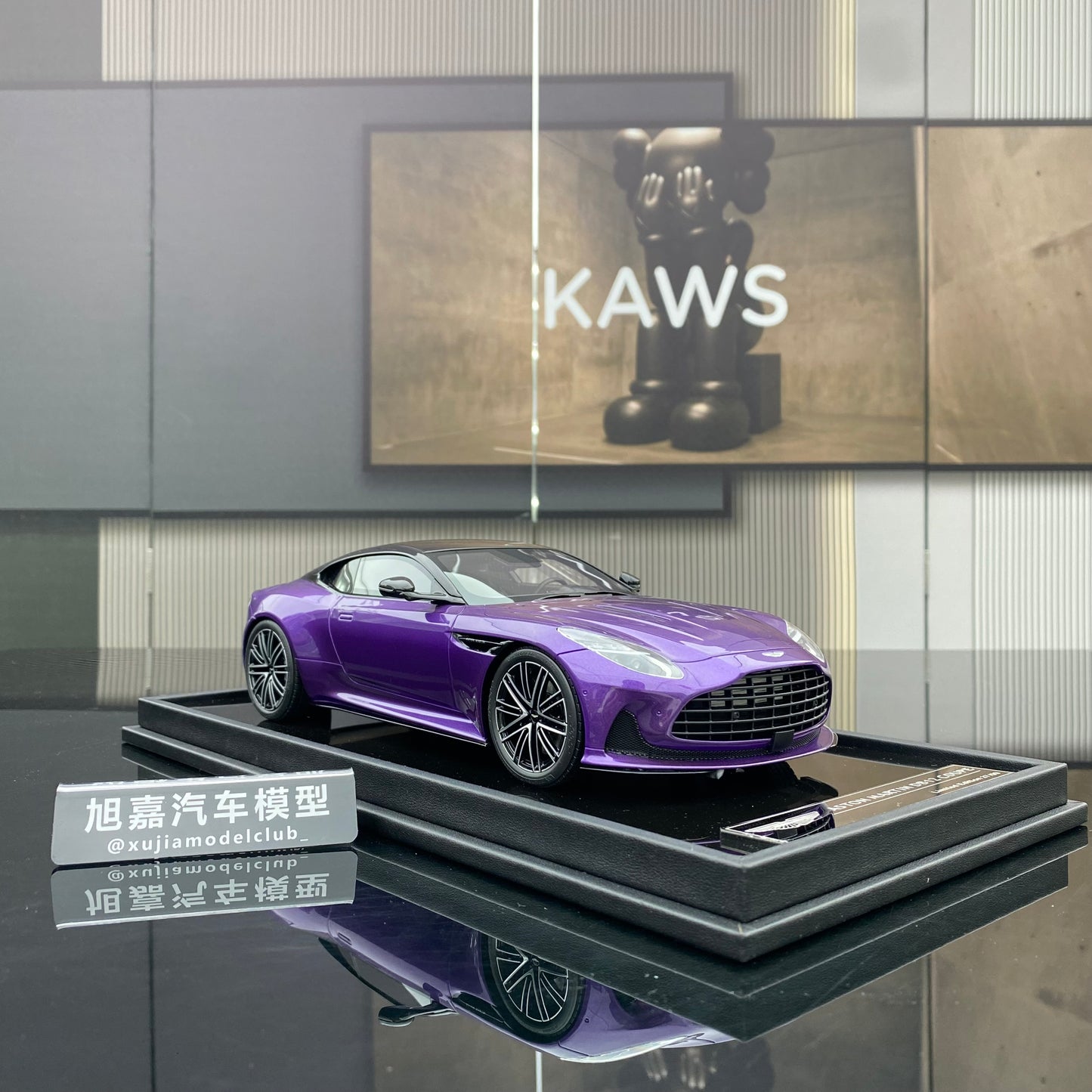 MH 1/18 Aston Martin DB12 COUPE limited edition car model gift