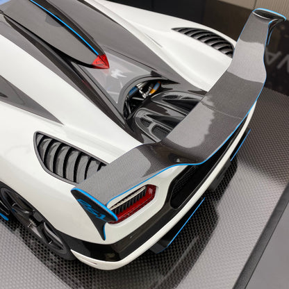 FRONTIART 1/8 Koenigsegg RS1 Pearl White Limited Edition Car Model Collection