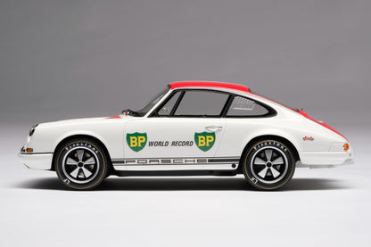 Amalgam 1/18 Porsche 911R 1967 simulation car model collection ornaments