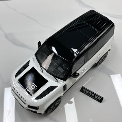 GT Spirit 1/12 Land Rover DEFENDER 110 P400X White GT554