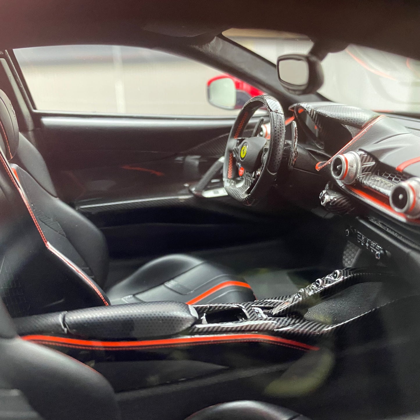 Amalgam 1/12 Ferrari 812 SUPERFAST Red Simulation Car Model
