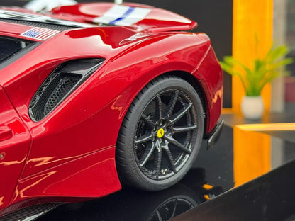 Amalgam 1/18 Ferrari 488pista M6283-SC2
