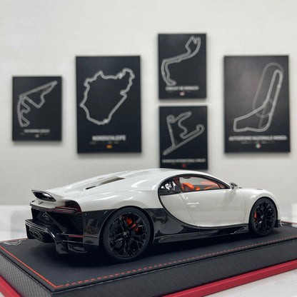 BBA MODEL 1/18 Bugatti Chiron Profilée – Black & White Panda